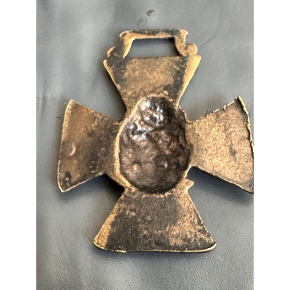 Antique Brass Cross Medal Maltese With Womans Face Relief bridle - Picture 3 of 6